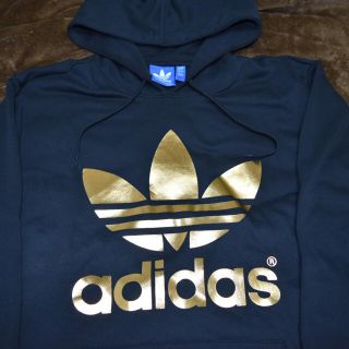 アディダス(adidas)のadidas パーカー(パーカー)