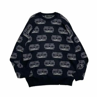 ジーユー(GU)のアンダーカバー GU ニット　総柄　コラボ　美品 M(ニット/セーター)