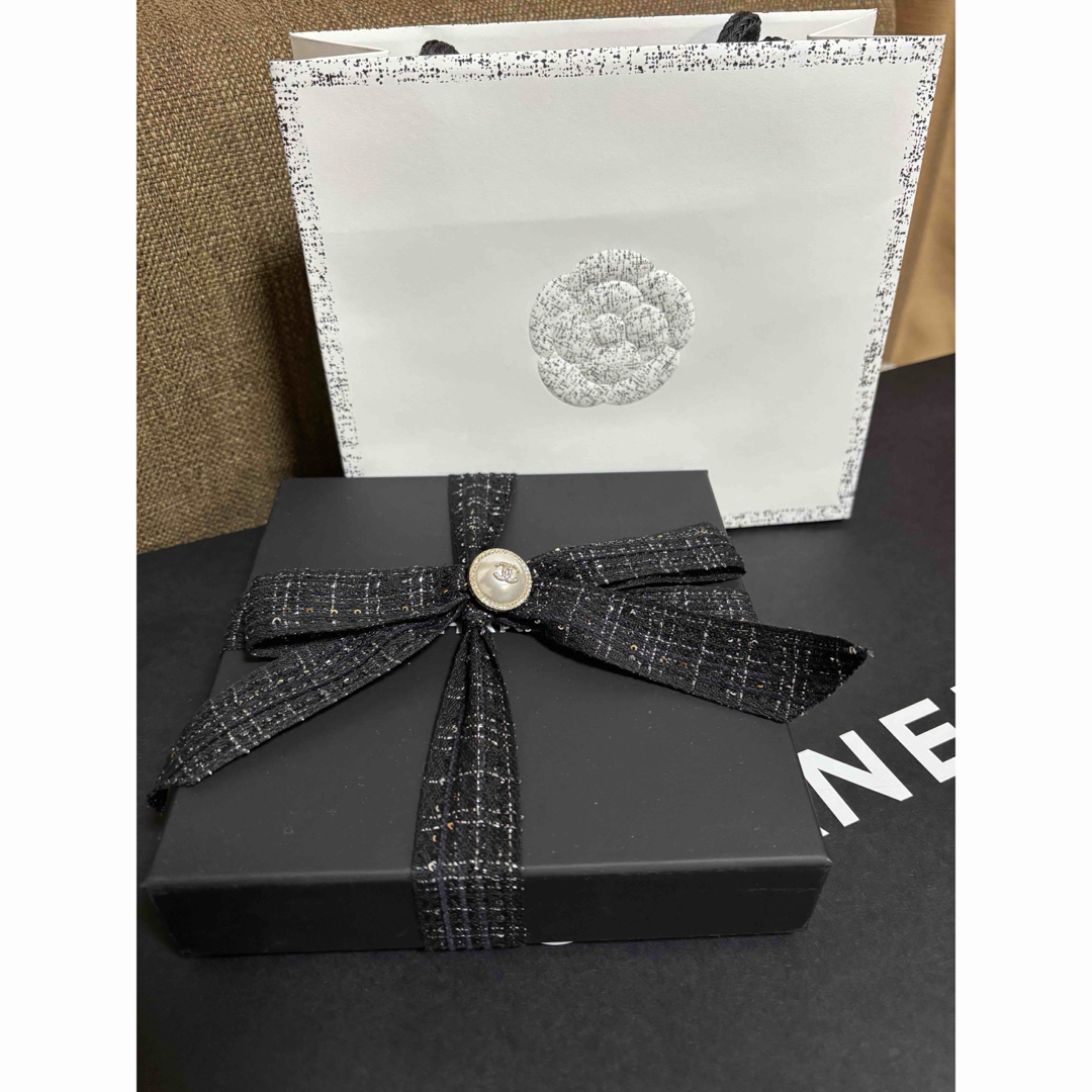 希少限定コレクション【CHANEL】パール×ホワイトロゴチョーカー 希少限定コレクション【CHANEL】パール×ホワイトロゴチョーカー