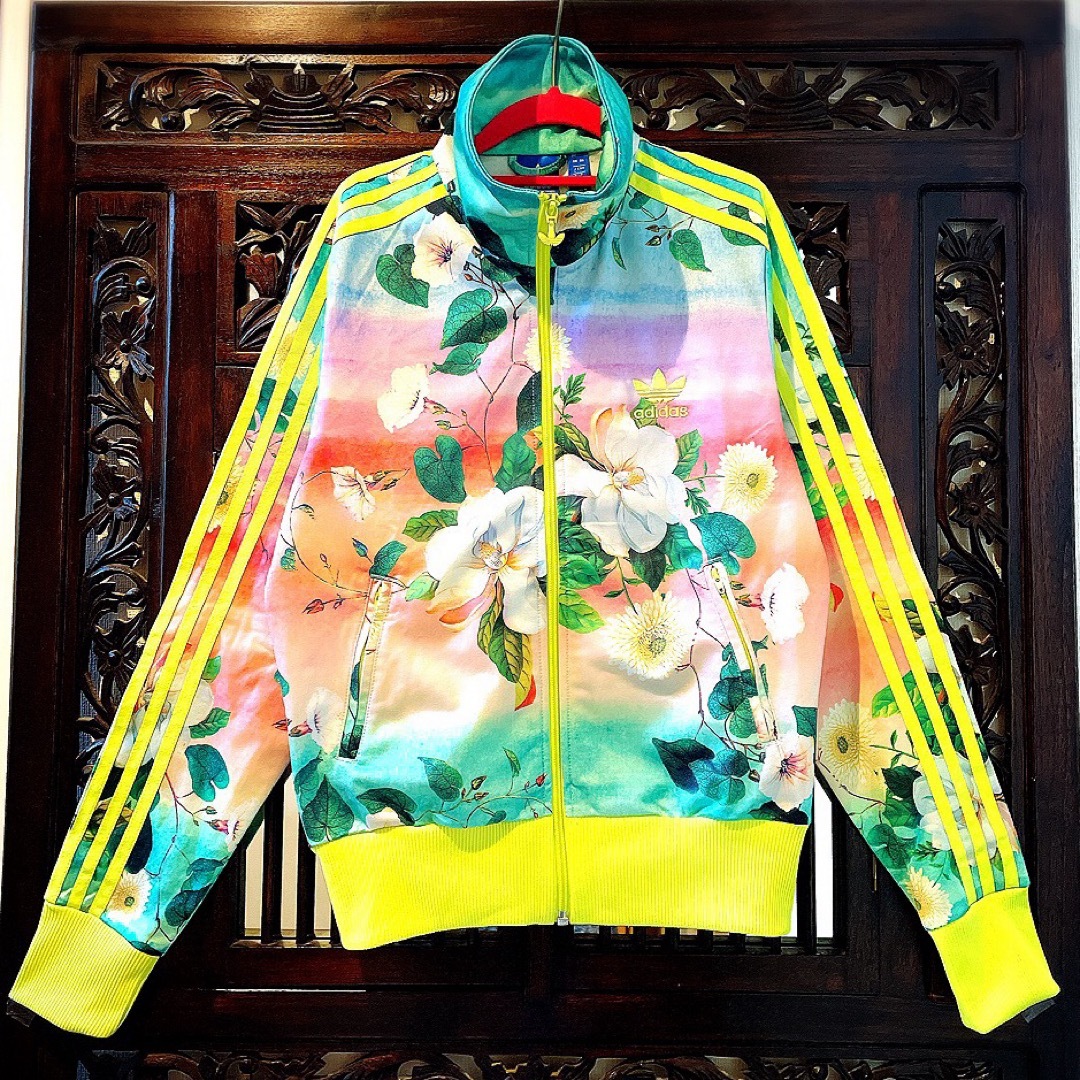 adidas - アディダス 希少 ファーム 蛍光 花柄 ジャージ adidas - アディダス 希少 ファーム 蛍光 花柄 ジャージ