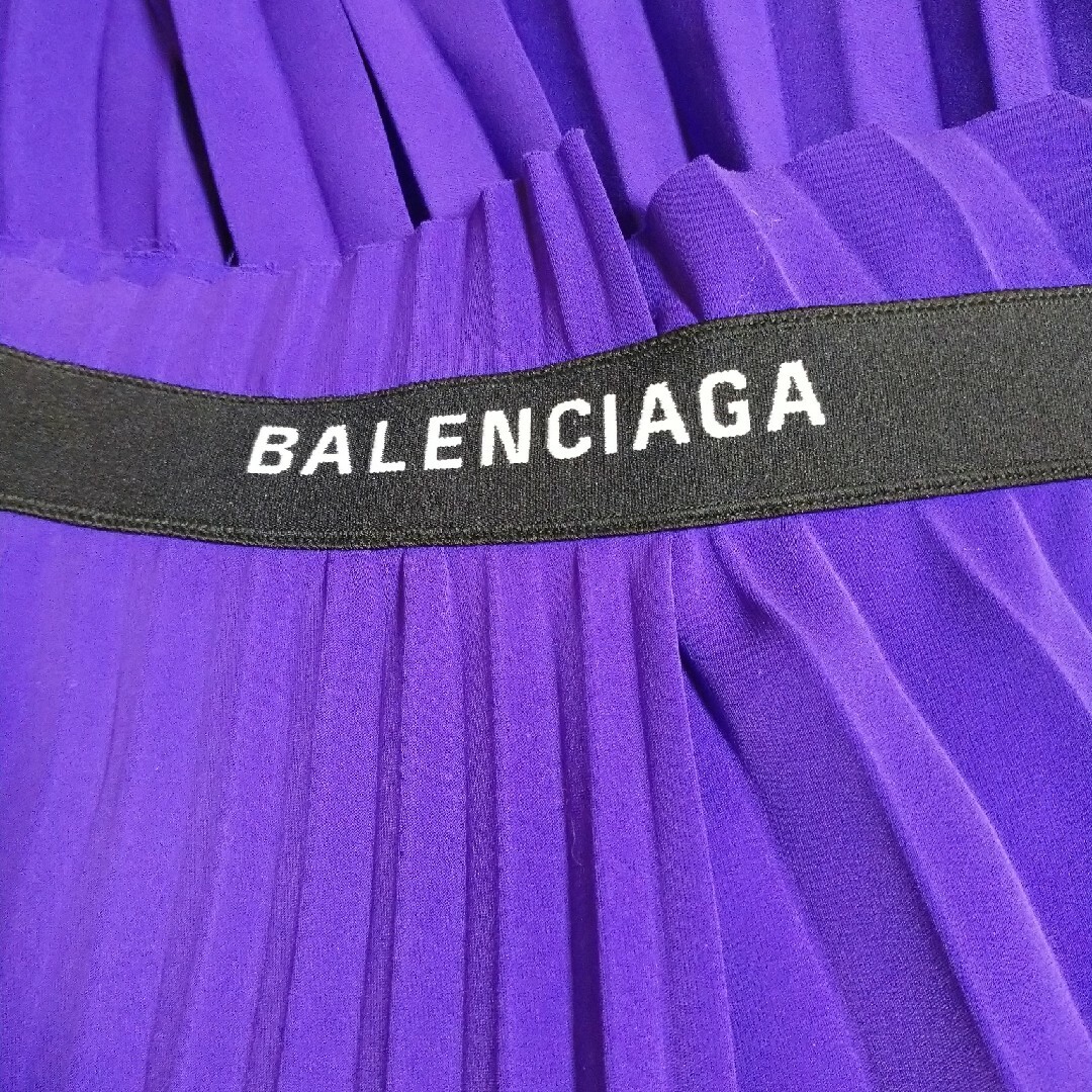 BALENCIAGA バレンシアガ パープル プリーツスカート BALENCIAGA バレンシアガ パープル プリーツスカート