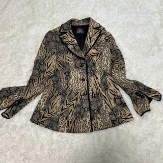 伊太利屋(テーラードジャケット)のフリマアイテム一覧 伊太利屋(テーラードジャケット)のフリマアイテム一覧