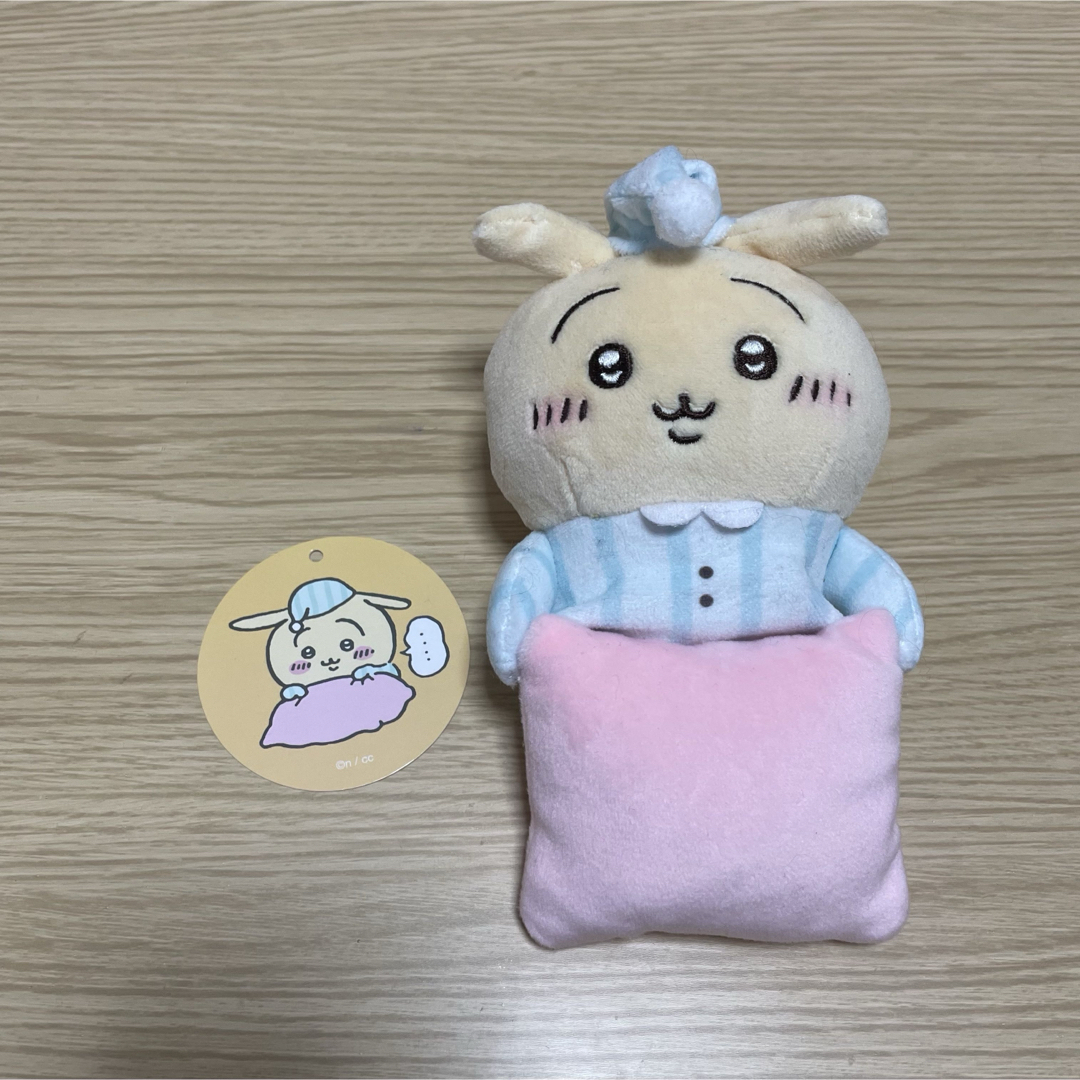 ちいかわ うさぎ デスクトップから見守るひっかけぬいぐるみ ね ちいかわ うさぎ デスクトップから見守るひっかけぬいぐるみ ね