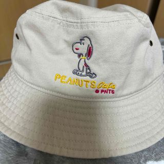 ピーナッツ(PEANUTS)のピーナッツカフェ限定ハット（ホワイト）(キャップ)