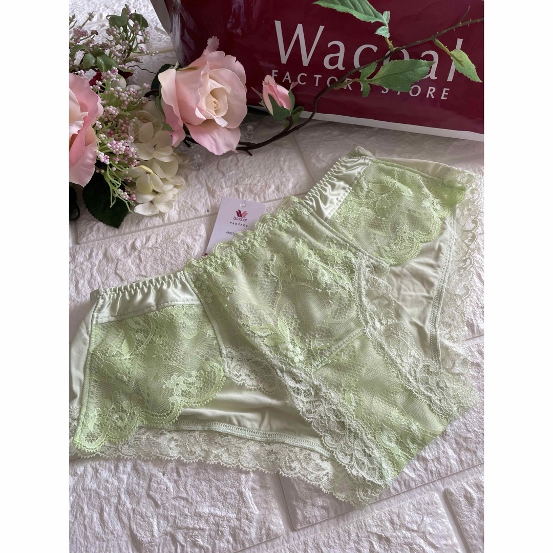 Wacoal - Wacoalパルファージュ寄せブラ谷間メイク上下セットE70 Wacoal - Wacoalパルファージュ寄せブラ谷間メイク上下セットE70