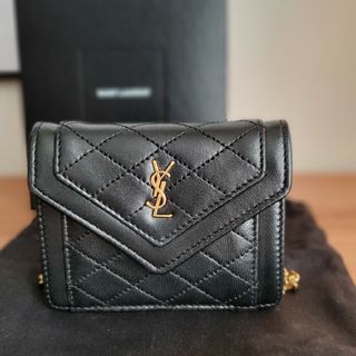 SAINT LAURENTのフリマアイテム一覧 SAINT LAURENTのフリマアイテム一覧