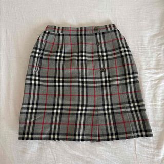 BURBERRY(ミニスカート)のフリマアイテム一覧 BURBERRY(ミニスカート)のフリマアイテム一覧