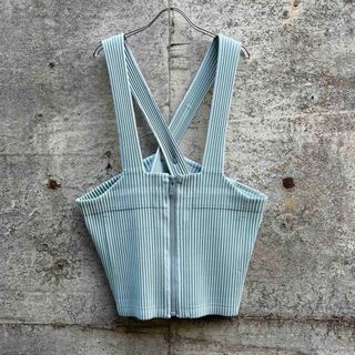 ISSEY MIYAKE(ベスト)のフリマアイテム一覧 ISSEY MIYAKE(ベスト)のフリマアイテム一覧