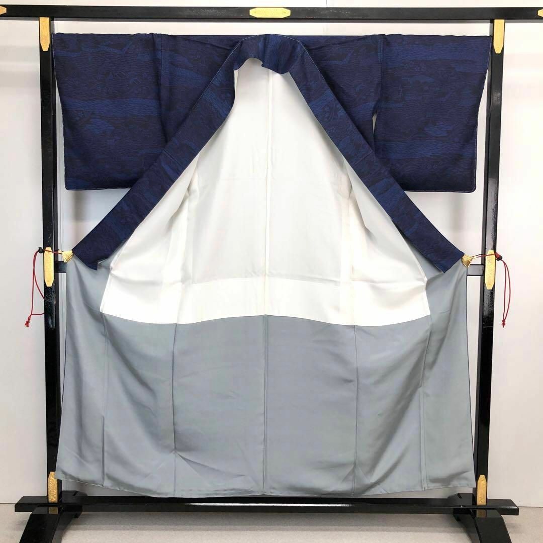 紬着物 作家物 藍型染 風景柄 紺色 しつけ糸 K-4275 紬着物 作家物 藍型染 風景柄 紺色 しつけ糸 K-4275