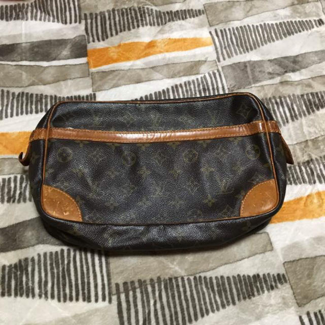 LOUIS VUITTON(ルイヴィトン)のヴィトン ポーチ クラッチ セカンドバック レディースのバッグ(クラッチバッグ)の商品写真