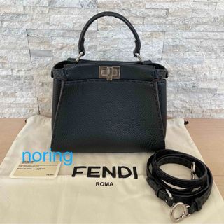 FENDI(ブラック/黒色系)のフリマアイテム一覧 FENDI(ブラック/黒色系)のフリマアイテム一覧