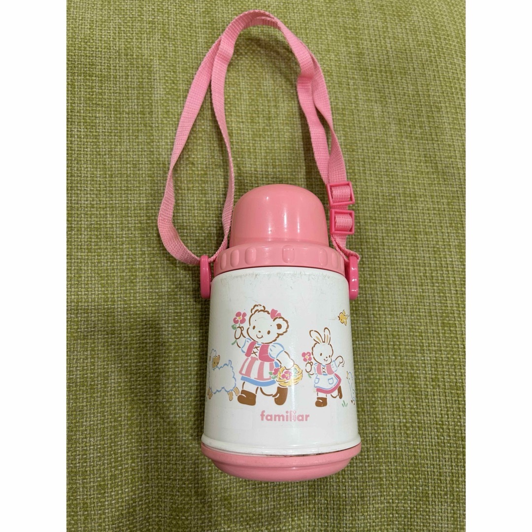 familiar - ファミリア 子ども用水筒 ピンク色の通販 by familiar - ファミリア 子ども用水筒 ピンク色の通販 by
