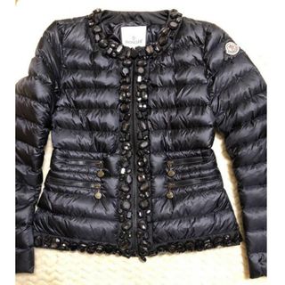 MONCLER(ビジュー ・ ダウンジャケット)のフリマアイテム一覧 MONCLER(ビジュー ・ ダウンジャケット)のフリマアイテム一覧