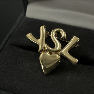 Yves Saint Laurent(ブローチ/コサージュ)のフリマアイテム一覧 Yves Saint Laurent(ブローチ/コサージュ)のフリマアイテム一覧