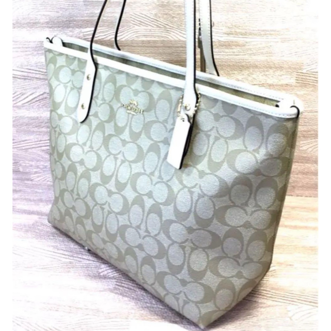 COACH - COACH コーチラグジュアリー シグネチャーシティトートベージュ