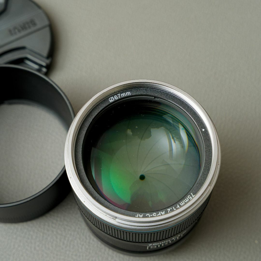 SIRUI SNIPER 75mm f1.2 Nikon Z SIRUI SNIPER 75mm f1.2 Nikon Z