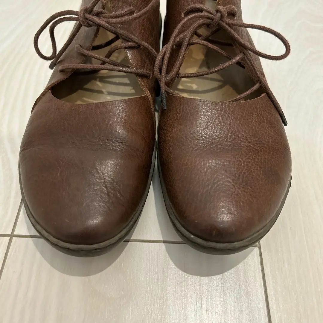トリッペン bare レースアップ フラットシューズ 可愛い