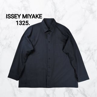 ISSEY MIYAKE(シャツ)のフリマアイテム一覧 ISSEY MIYAKE(シャツ)のフリマアイテム一覧