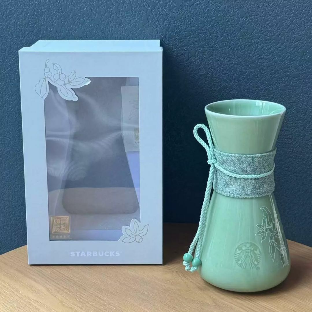 Starbucks - 新品 完売スターバックス 花瓶 中国限定 景徳鎮青釉 Starbucks - 新品 完売スターバックス 花瓶 中国限定 景徳鎮青釉