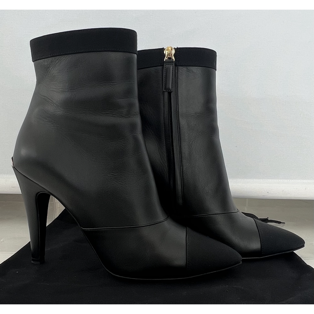 半額❗❗❗シャネルショートブーツ37.5美品 半額❗❗❗シャネルショートブーツ37.5美品