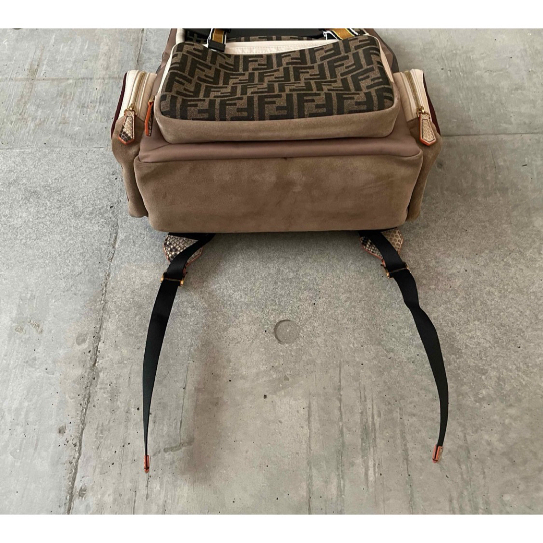 FENDI - fendiバックパック 最上位モデル、パイソン使用の通販 FENDI - fendiバックパック 最上位モデル、パイソン使用の通販