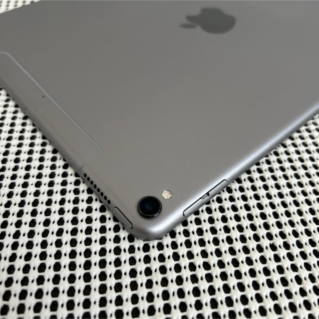 271 外観美品☆iPad Pro 64GB 10.5インチ SIMフリー☆ タブレット 271 外観美品☆iPad Pro 64GB 10.5インチ SIMフリー☆ タブレット