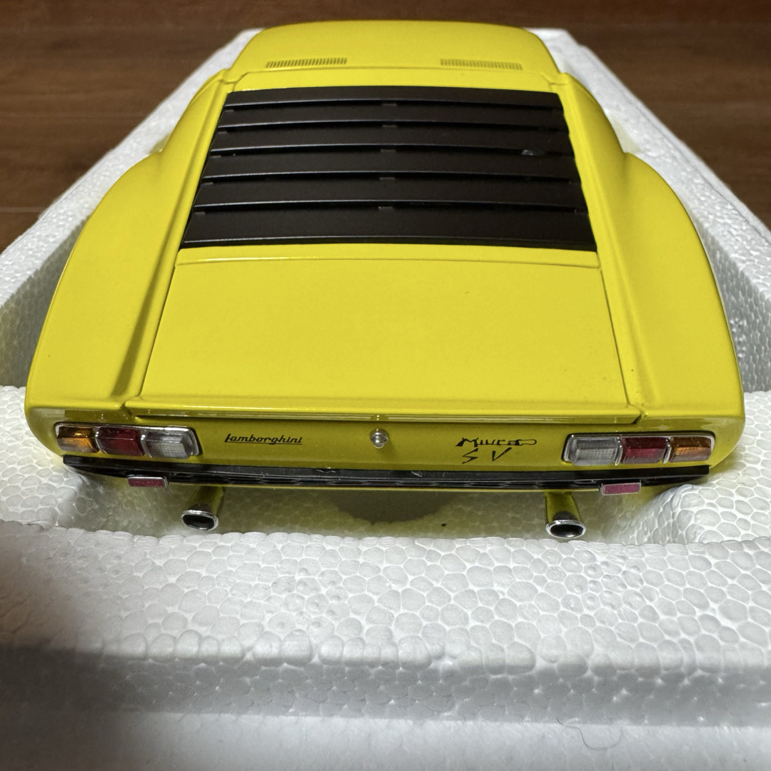 AUTOart - 激レア!絶版未展示品 オートアート 1/18 AUTOart - 激レア!絶版未展示品 オートアート 1/18