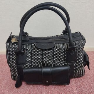 TOD'S(バッグ ・ ホワイト/白色系)のフリマアイテム一覧 TOD'S(バッグ ・ ホワイト/白色系)のフリマアイテム一覧
