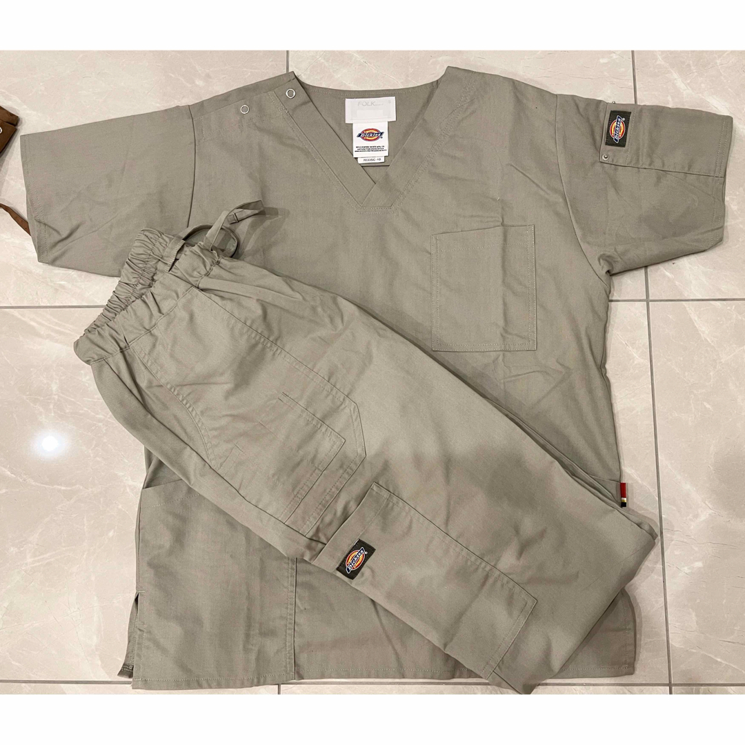 Dickies - ディッキーズ スクラブ上下セットの通販 by るる's Dickies - ディッキーズ スクラブ上下セットの通販 by るる's