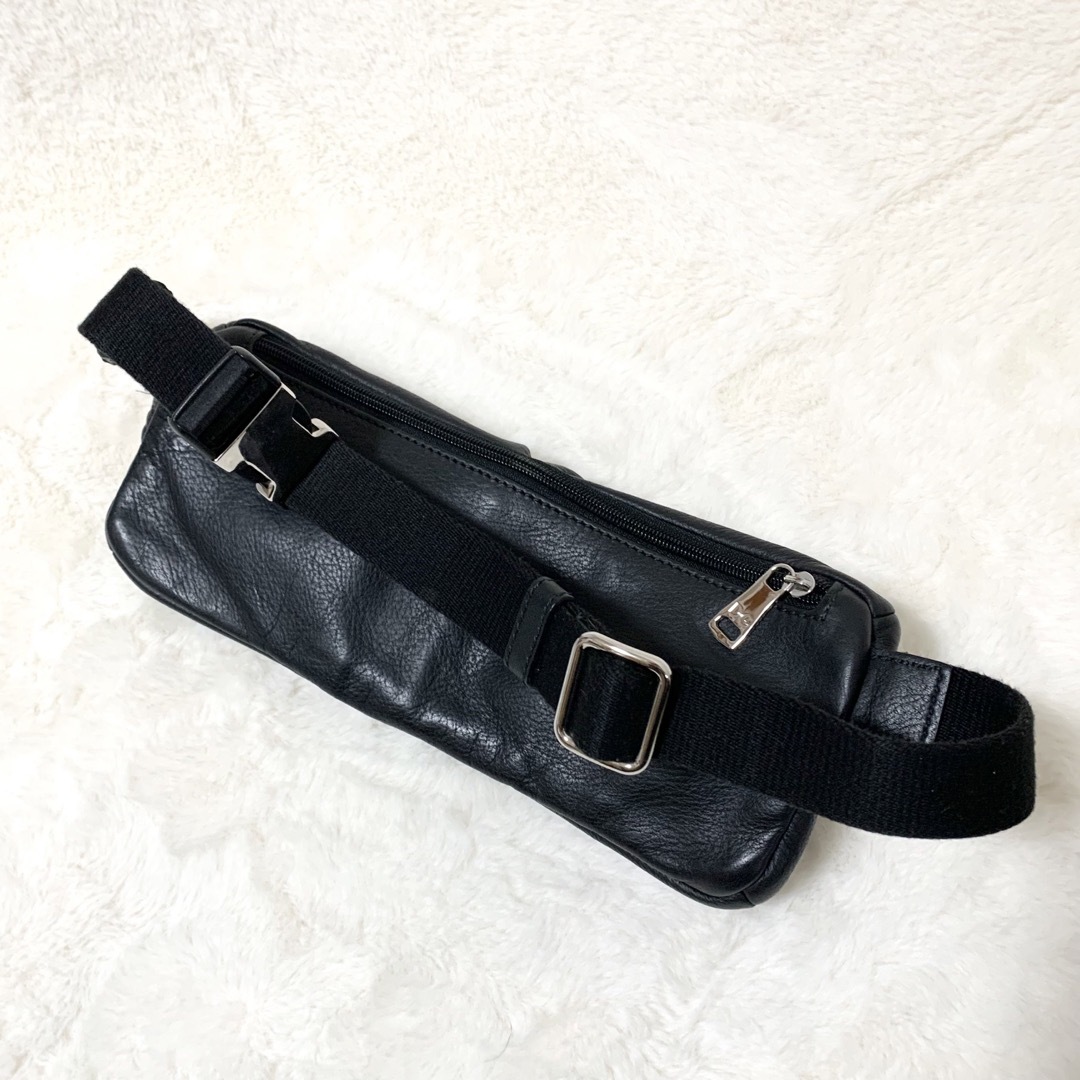 DOLCE & GABBANA 3室 レザー ボディバッグ 黒 シボ革 ドルガバ DOLCE & GABBANA 3室 レザー ボディバッグ 黒 シボ革 ドルガバ