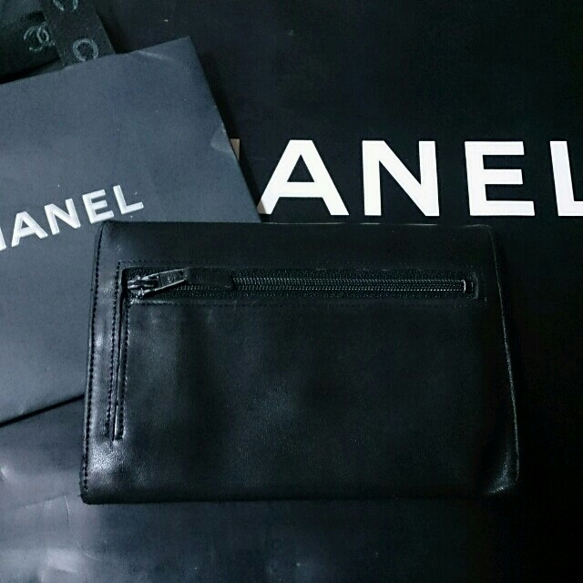 CHANEL(シャネル)の正規品 CHANEL(シャネル) ココマーク 中財布 ラムスキン レディースのファッション小物(財布)の商品写真