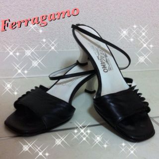 フェラガモ(Ferragamo)の【ご売約済み】フェラガモ♪ サンダル(サンダル)