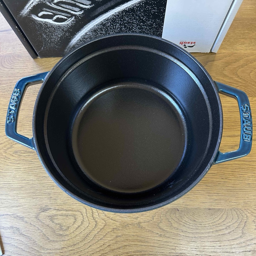 STAUB - 新品Staub ストウブ ラメール20cm ピコココットラウンド STAUB - 新品Staub ストウブ ラメール20cm ピコココットラウンド