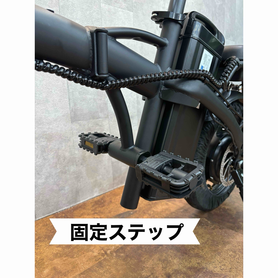 特定小型】 STM Basic 免許不要 ヘルメット努力義務 MadBlackの 特定小型】 STM Basic 免許不要 ヘルメット努力義務 MadBlackの