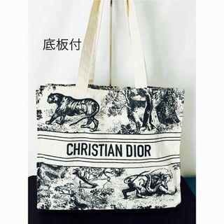 Christian Dior(コットン ・ トートバッグ)のフリマアイテム一覧 Christian Dior(コットン ・ トートバッグ)のフリマアイテム一覧