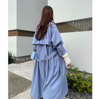 Ameri VINTAGE(トレンチコート ・ ブルー・ネイビー/青色系)の Ameri VINTAGE(トレンチコート ・ ブルー・ネイビー/青色系)の