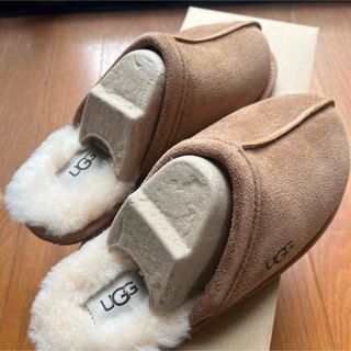 UGG(スリッパ/ルームシューズ ・ ホワイト/白色系)のフリマ UGG(スリッパ/ルームシューズ ・ ホワイト/白色系)のフリマ