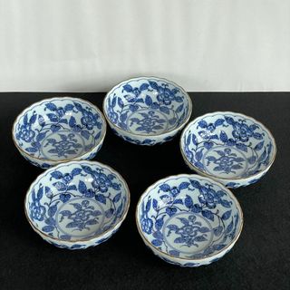 アリタヤキ(有田焼)の有田焼 三峰窯 染付 中鉢 伊万里 ５客揃 芙蓉手 花文 波型リム 深型 向付(食器)