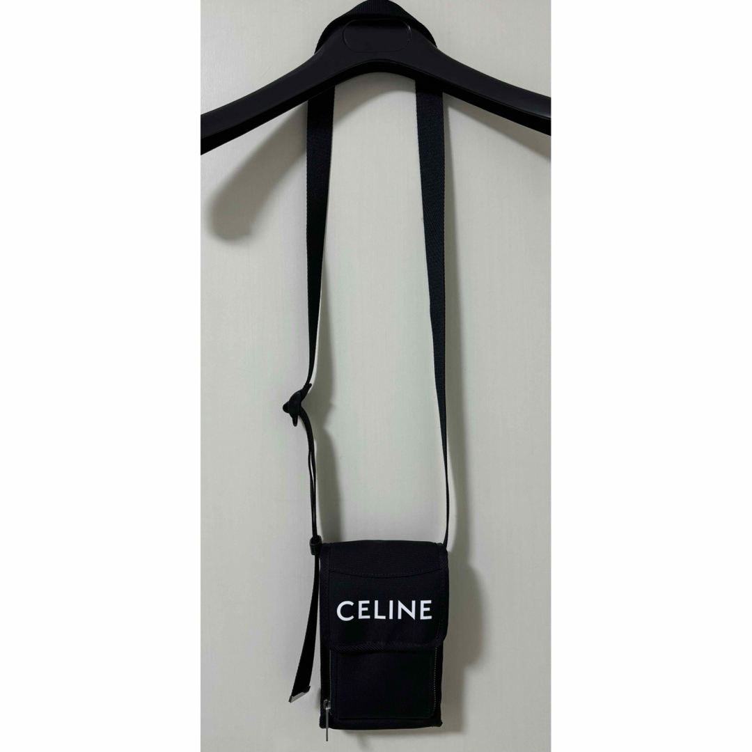 セリーヌ Celine Trekking Phone Pouch 1度のみ着用(セリーヌ セリーヌ Celine Trekking Phone Pouch 1度のみ着用(セリーヌ