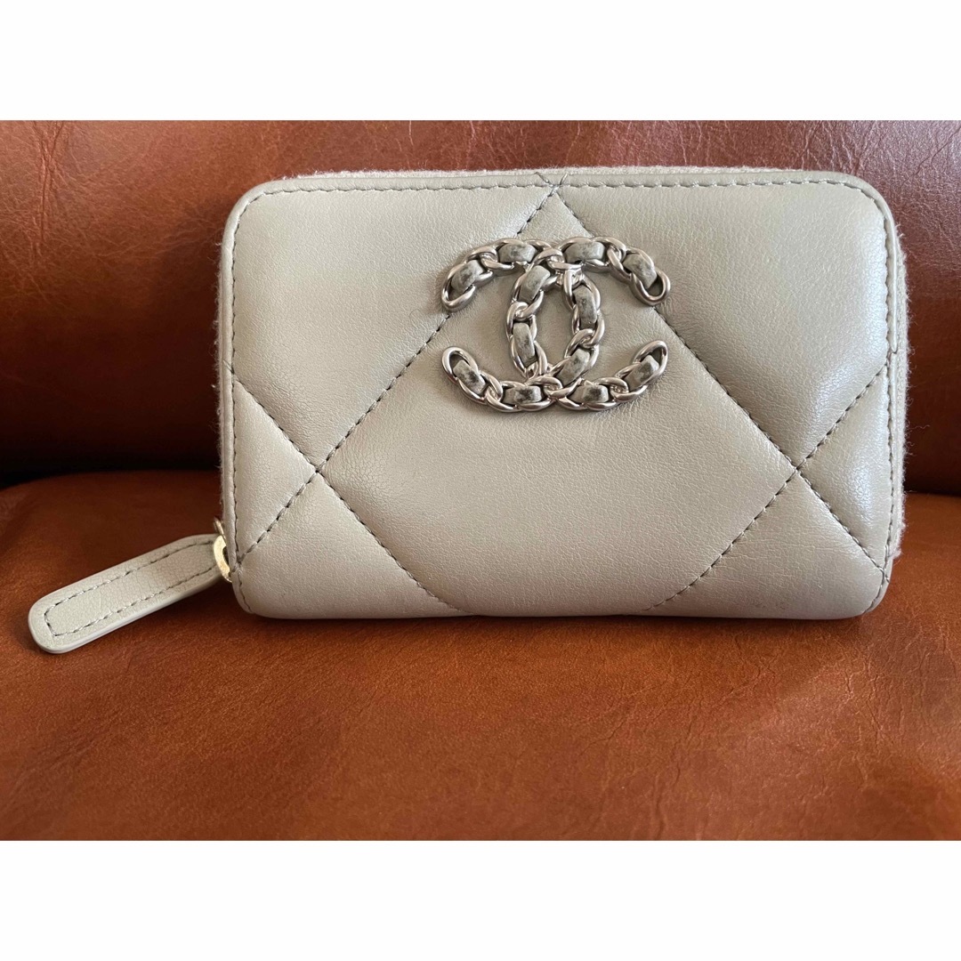 CHANEL - CHANEL シャネル コインケース 19 ジップ コインパース CHANEL - CHANEL シャネル コインケース 19 ジップ コインパース