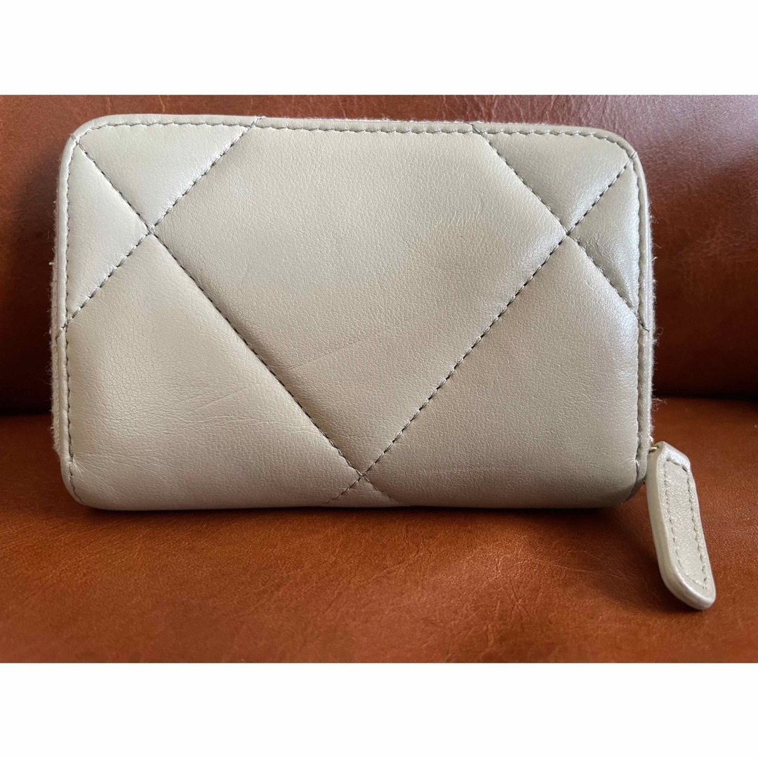 CHANEL - CHANEL シャネル コインケース 19 ジップ コインパース CHANEL - CHANEL シャネル コインケース 19 ジップ コインパース