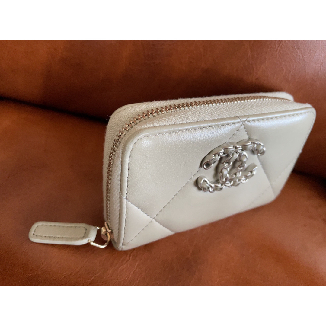 CHANEL - CHANEL シャネル コインケース 19 ジップ コインパース CHANEL - CHANEL シャネル コインケース 19 ジップ コインパース