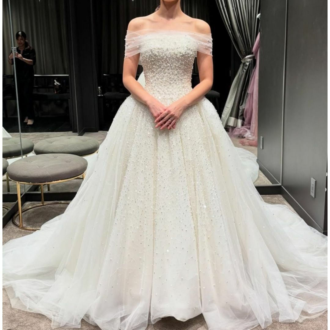 美品！ウェディングドレス オフショルダー キラキラのハンドビーディング 結婚式