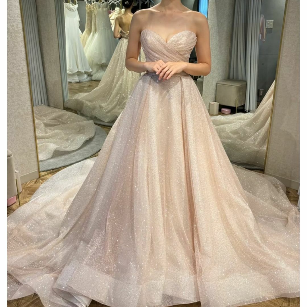ウェディングドレス シャンパン色 ベアトップ キラキラチュール 結婚式