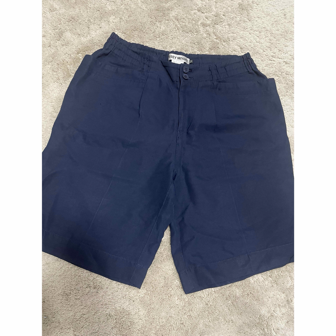イッセイミヤケ ハーフパンツ サイズ2 ショートパンツ イッセイミヤケ ハーフパンツ サイズ2 ショートパンツ