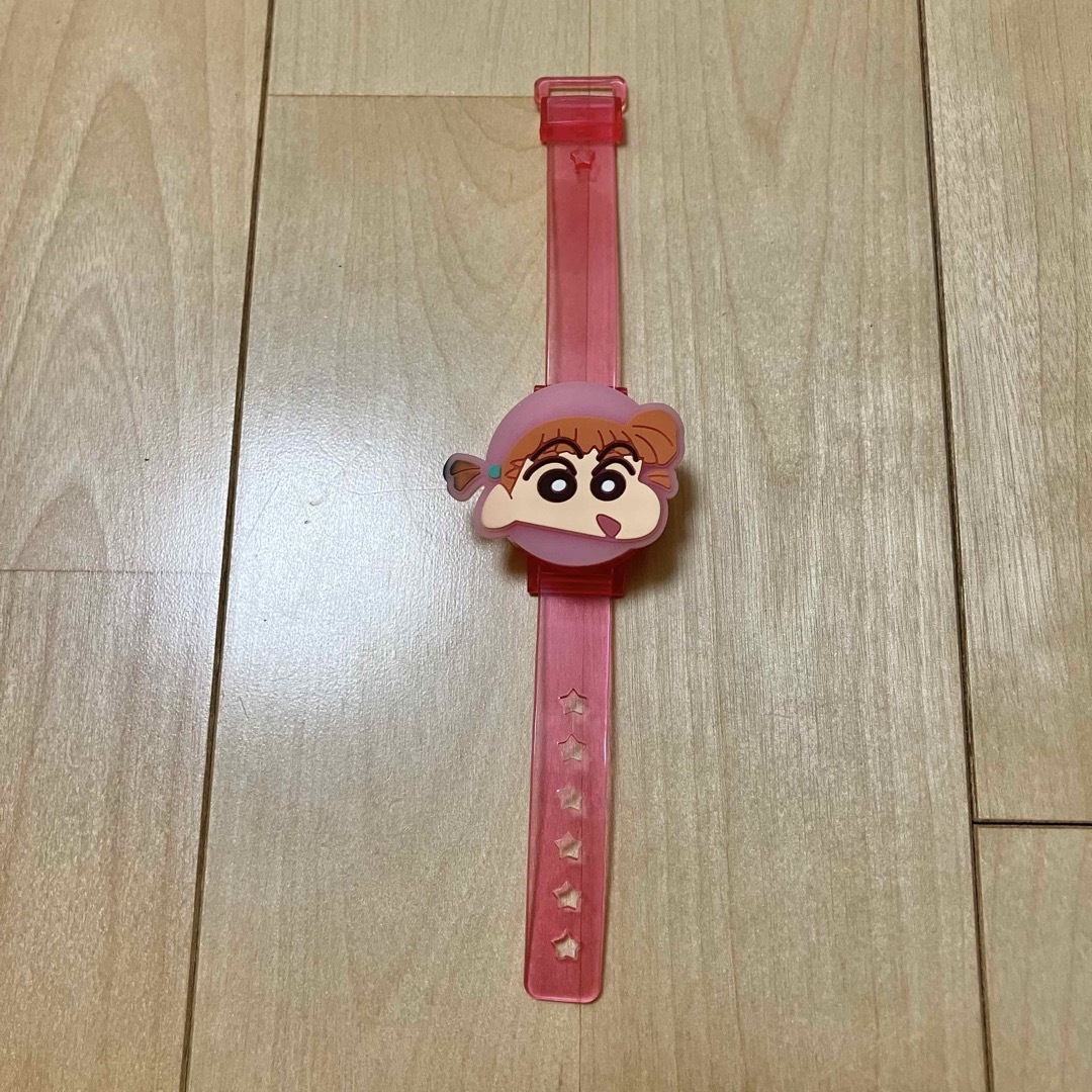 クレヨンしんちゃん(クレヨンシンチャン)のネネちゃん 光る腕時計風ブレスレット キッズ/ベビー/マタニティのこども用ファッション小物(腕時計)の商品写真
