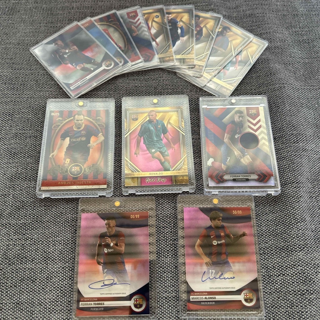 Topps(トップス)のTopps サッカー バルセロナ オートグラフセット エンタメ/ホビーのトレーディングカード(シングルカード)の商品写真