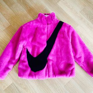 NIKE - NIKE Women's Faux Fur Jacketフェイクファージャケット NIKE - NIKE Women's Faux Fur Jacketフェイクファージャケット