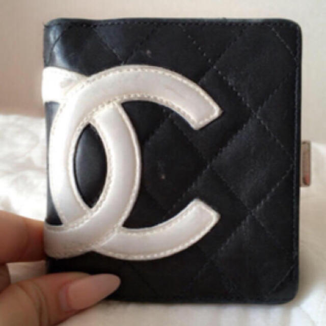 CHANEL(シャネル)のCHANEL★折財布 レディースのファッション小物(財布)の商品写真