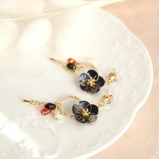 星空の藍梅　ピアス(ピアス)